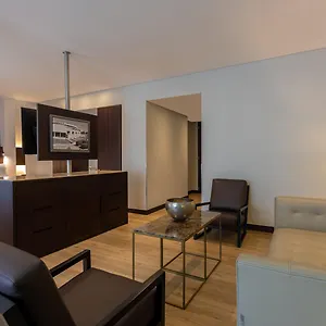 Hotel Airport By Ihg, Bogotá