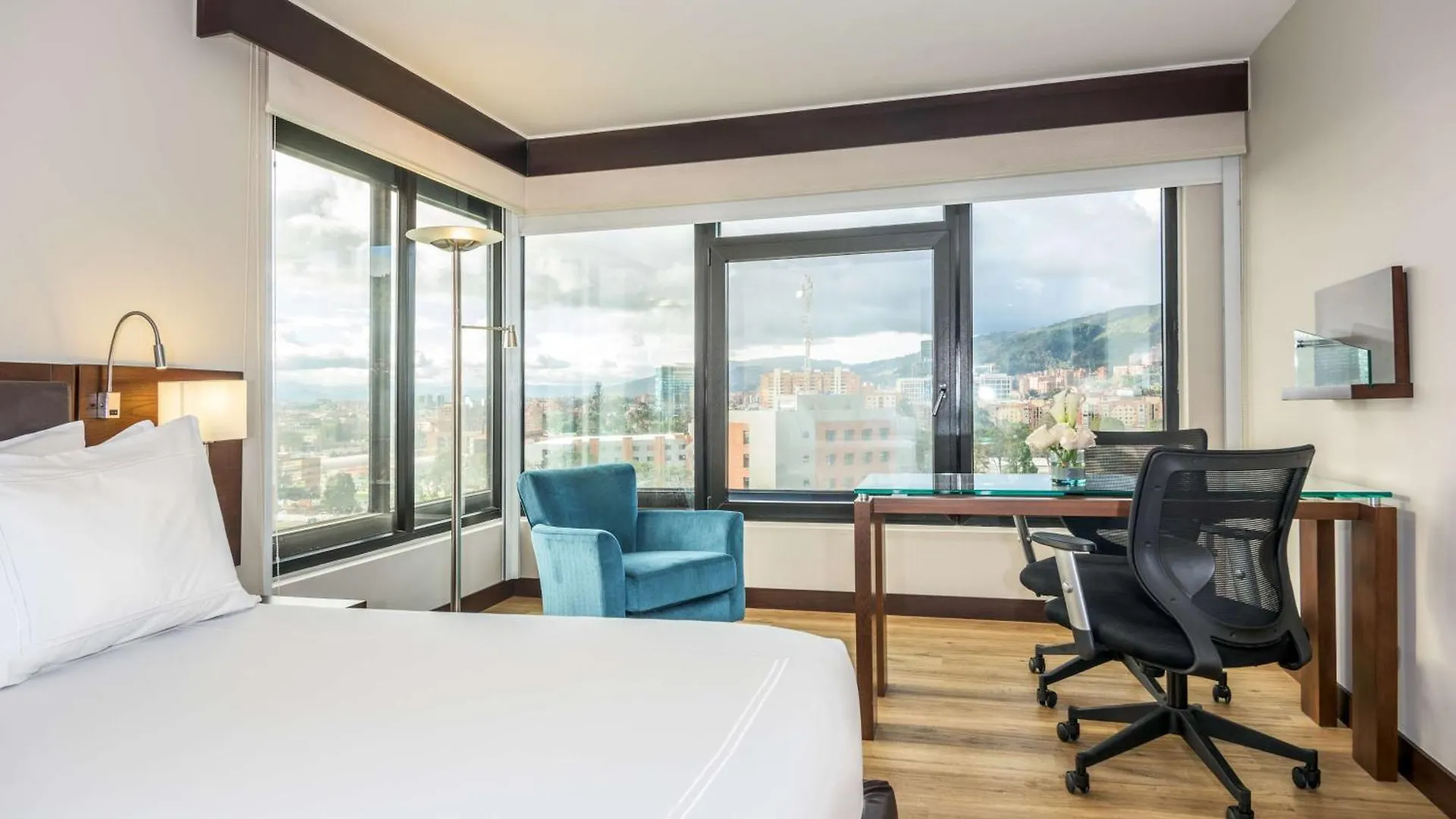Nh Collection Bogota Wtc Royal Hotel 5*,