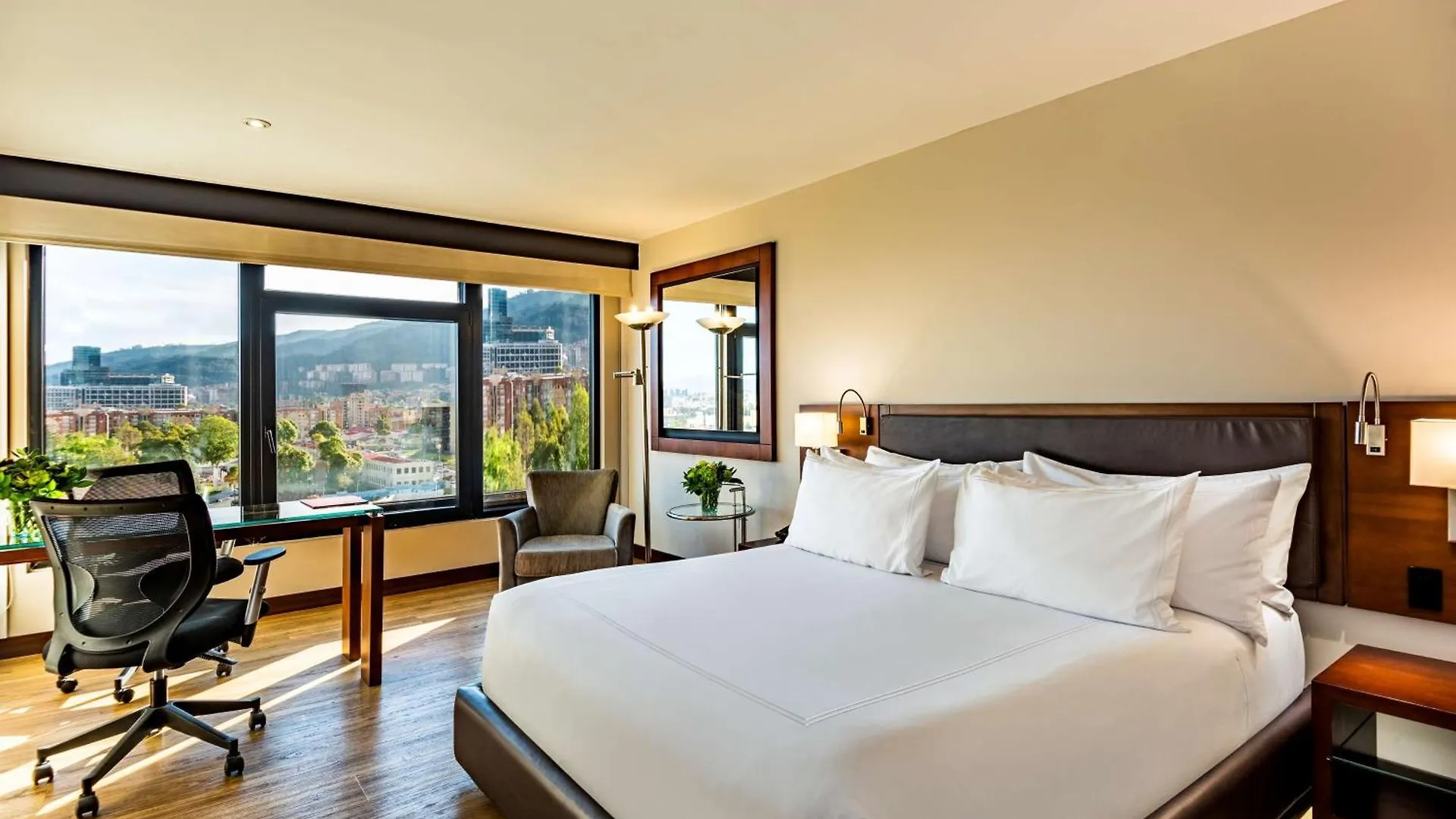 Nh Collection Bogota Wtc Royal Hotel