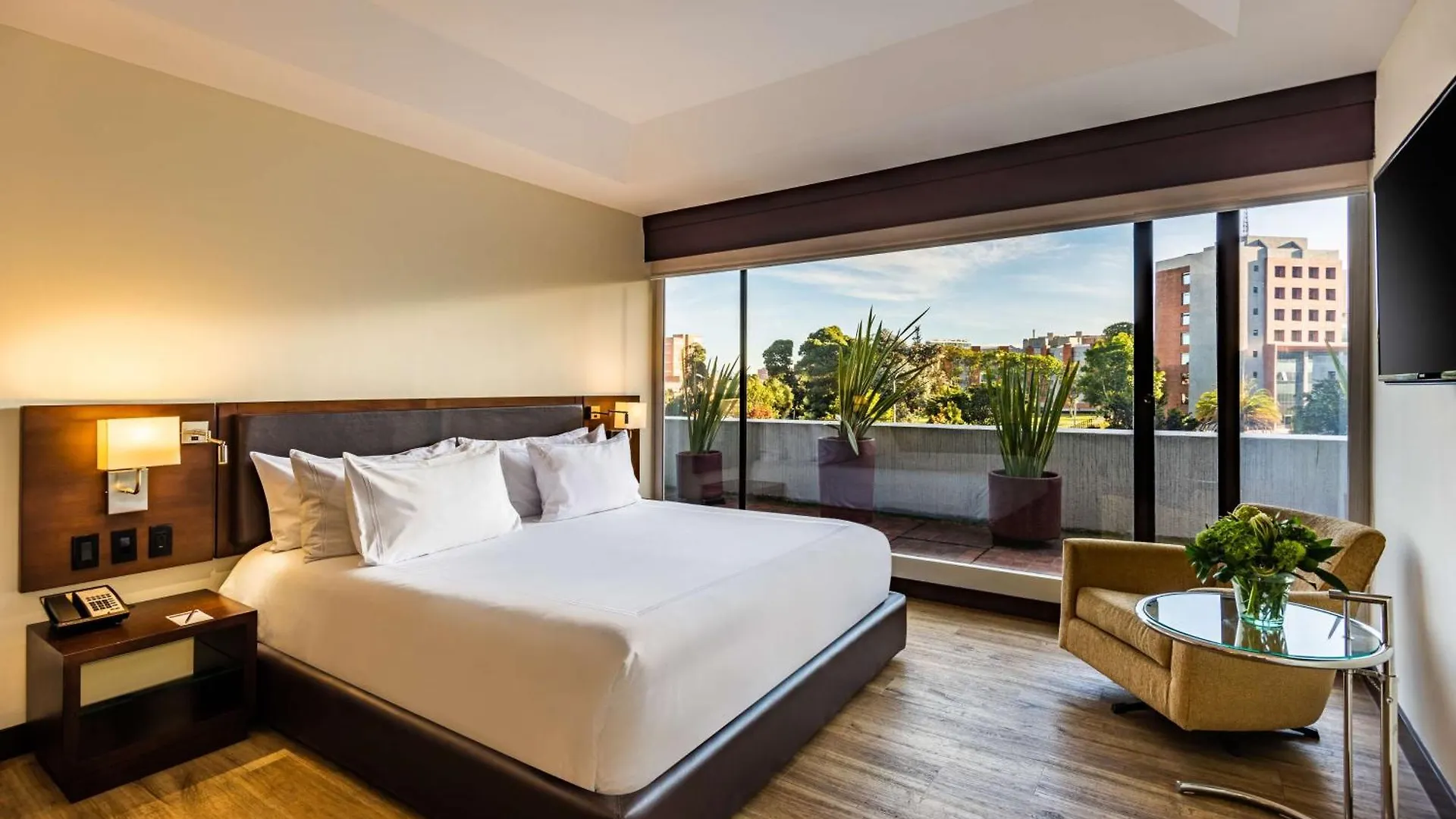Nh Collection Bogota Wtc Royal Hotel